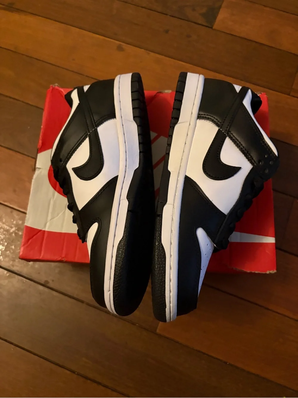 Nike Panda Dunk Low GS sz 5